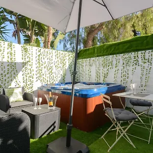  Apartment Chic Jacuzzi Y Playa